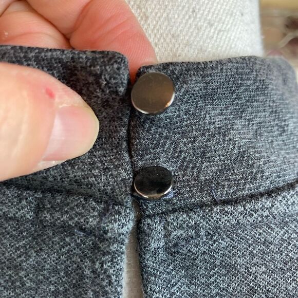 BR beautiful mock turtleneck top w/ back button keyhole neck/ back - Picture 5 of 8